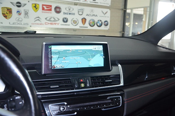 BMW 220d 12 of 22