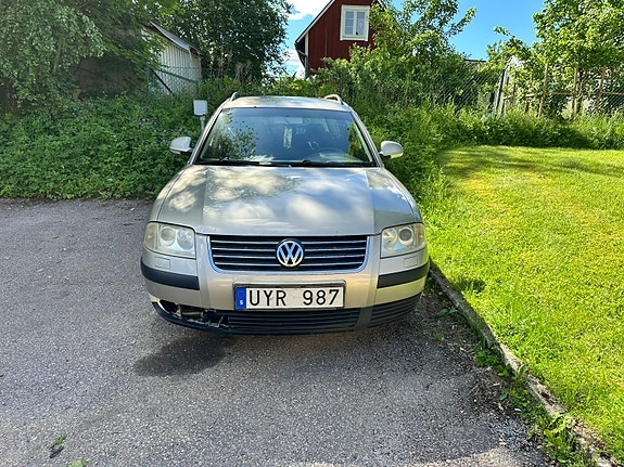 Volkswagen Passat 5 of 5