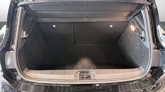 Renault Clio 10 of 12