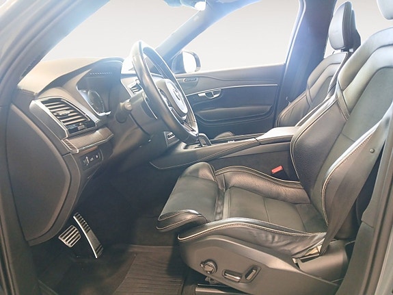 Volvo XC90 9 of 24