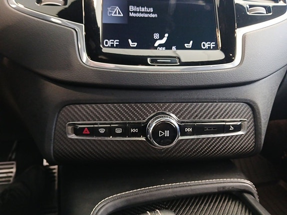 Volvo XC90 24 of 24