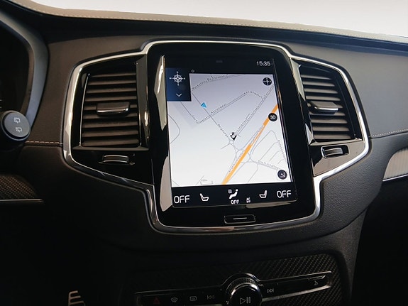 Volvo XC90 17 of 24