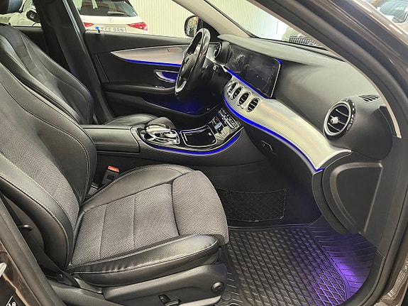 Mercedes-Benz E220 d 13 of 22