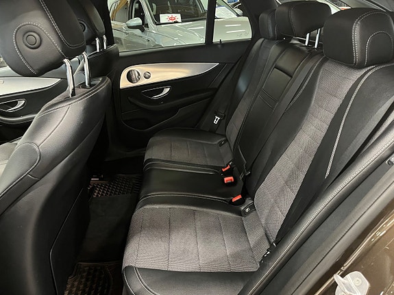 Mercedes-Benz E220 d 18 of 22