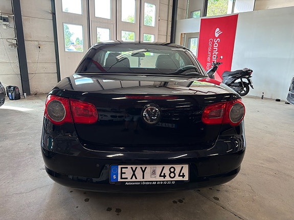 Volkswagen Eos 10 of 15