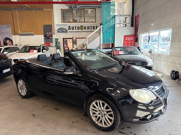 Volkswagen Eos 2 of 5