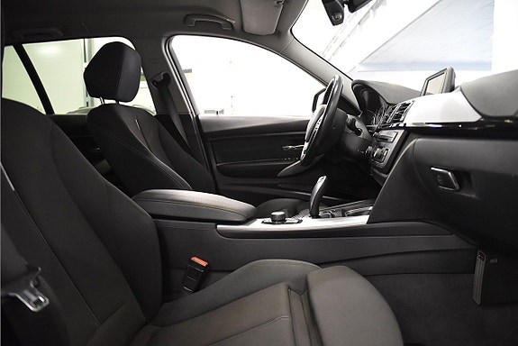 BMW 320 12 of 20