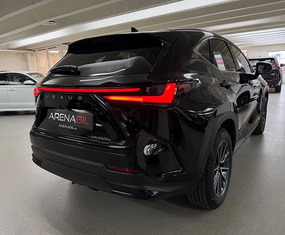 Lexus NX450h+ 5 of 5