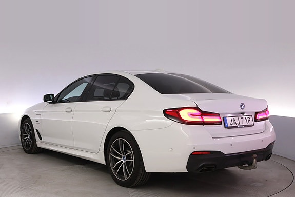 BMW 530e 4 of 27