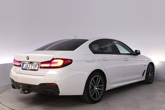 BMW 530e 5 of 27