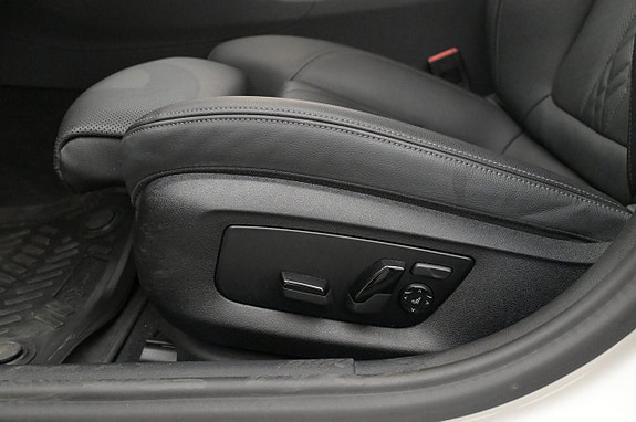 BMW 530e 12 of 27