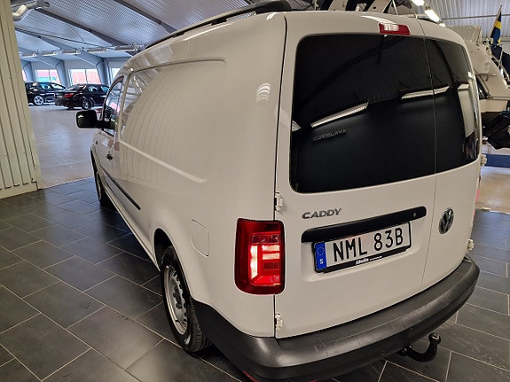 Volkswagen Caddy Maxi 8 of 9