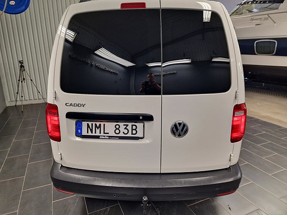 Volkswagen Caddy Maxi 7 of 9