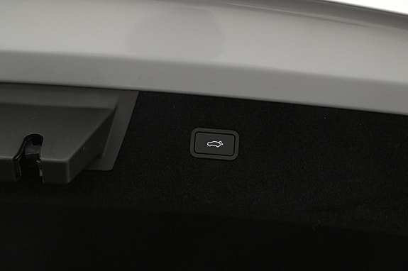 Polestar 4 24 of 27