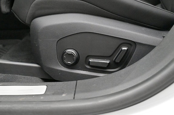 Polestar 4 13 of 27