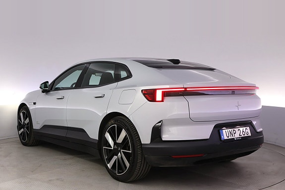 Polestar 4 4 of 27
