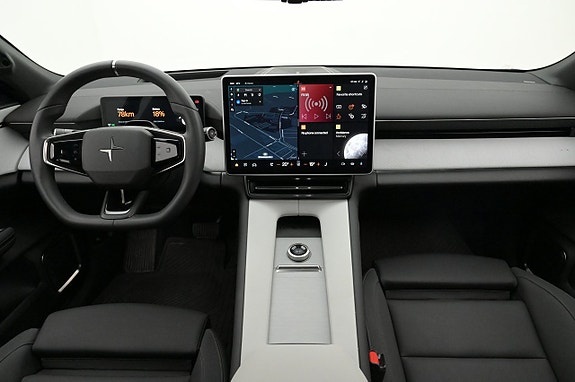 Polestar 4 6 of 27