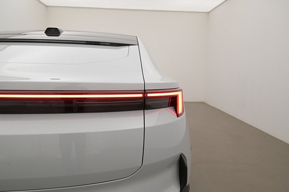 Polestar 4 25 of 27