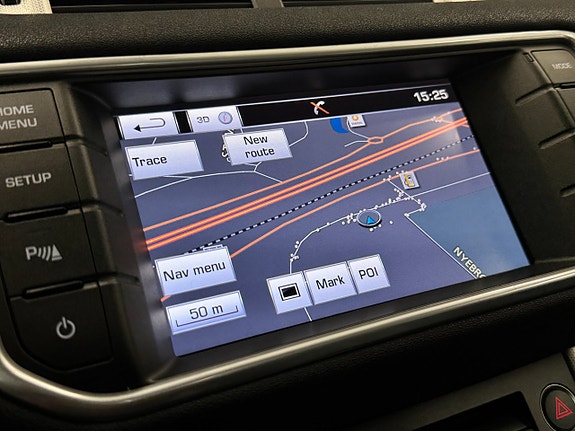 Land Rover Range Rover Evoque 15 of 23