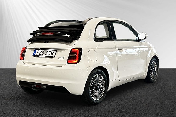 Fiat 500C 3 of 5