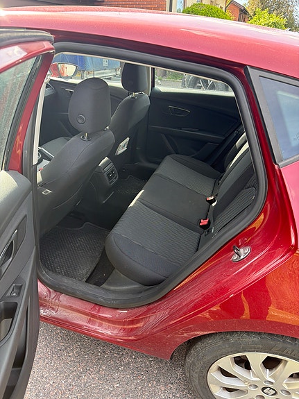 Seat Leon 5 of 5