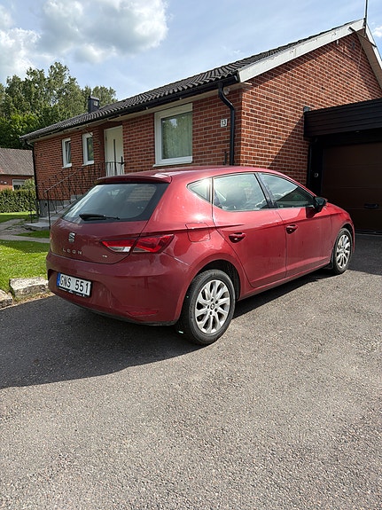 Seat Leon 3 of 5