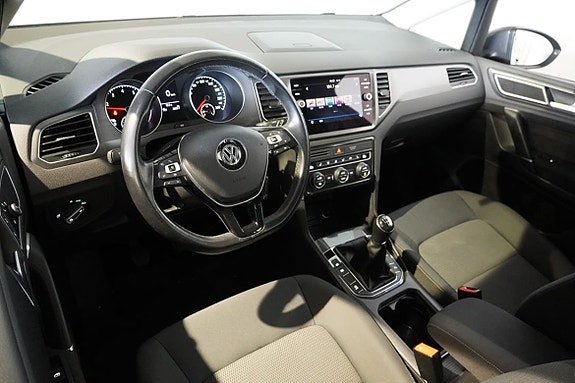 Volkswagen Golf Sportsvan 5 of 5