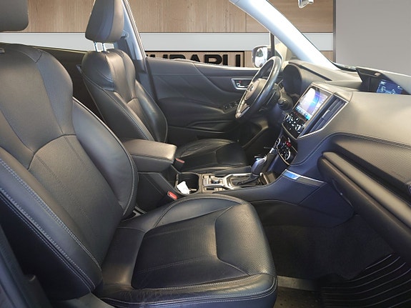 Subaru Forester 16 of 23