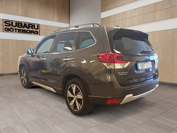 Subaru Forester 4 of 5
