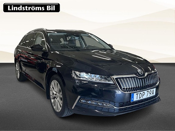 Skoda Superb 3 of 5