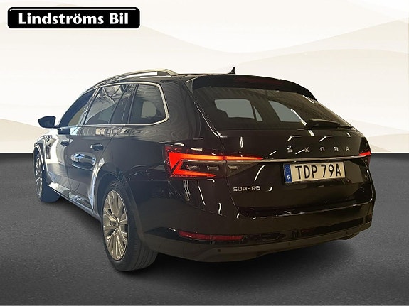 Skoda Superb 4 of 5