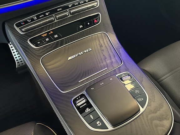Mercedes-Benz AMG GT Roadster 7 of 21