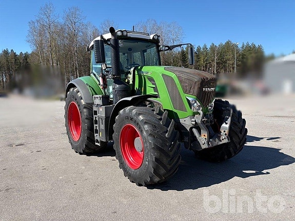 Traktor FENDT 828 Vario 4 of 5