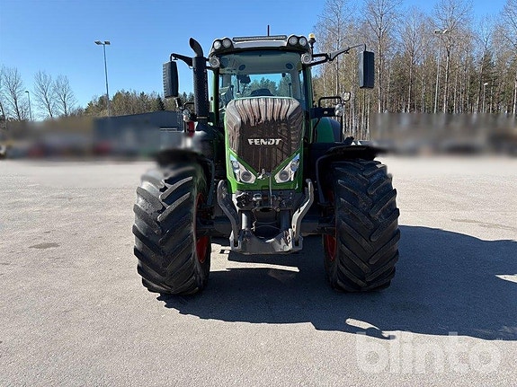 Traktor FENDT 828 Vario 3 of 5