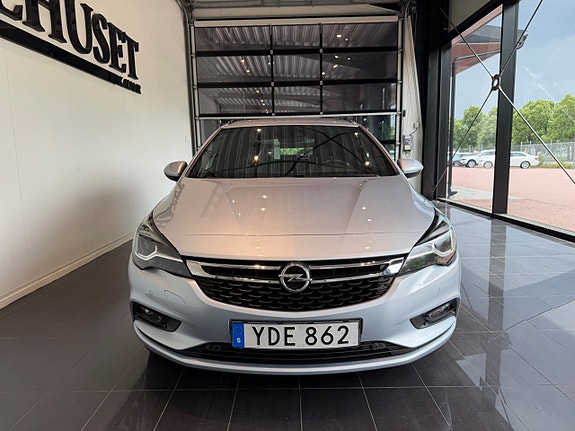 Opel Astra 2 of 5
