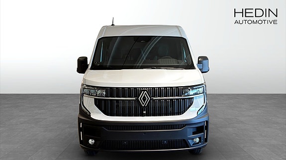 Renault Master 8 of 12