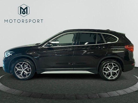 BMW X1 2 of 23
