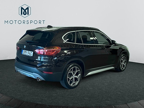 BMW X1 5 of 23