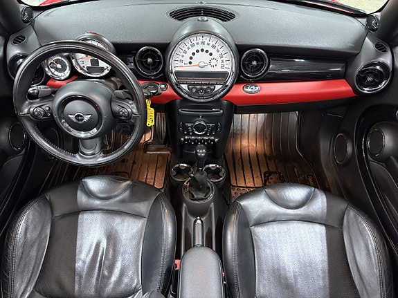 MINI Cooper S 10 of 23