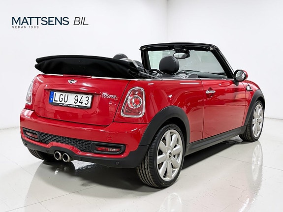 MINI Cooper S 16 of 23