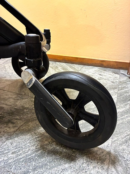 Product image 12 of 31