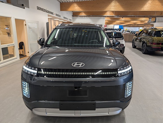 Hyundai Ioniq 9 7 of 17