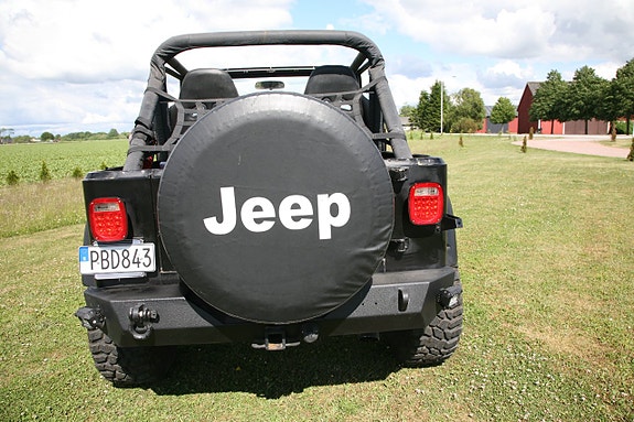 Jeep Wrangler 10 of 24