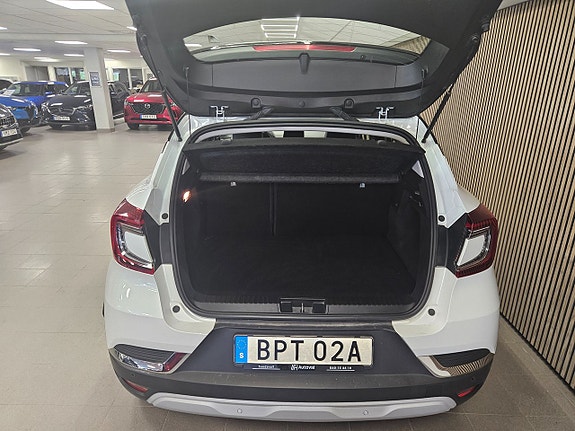 Renault Captur 6 of 11