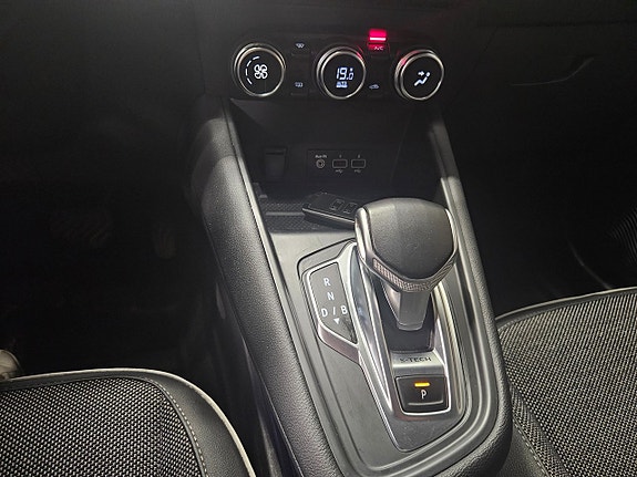 Renault Captur 11 of 11