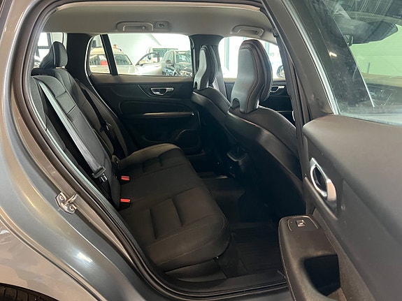 Volvo V60 14 of 20