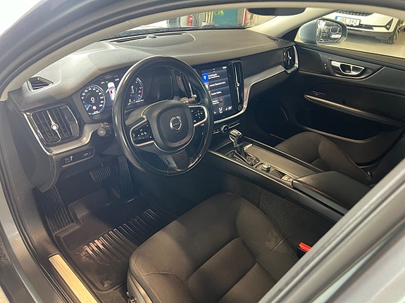Volvo V60 17 of 20
