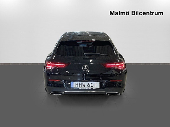 Mercedes-Benz CLA200 3 of 5