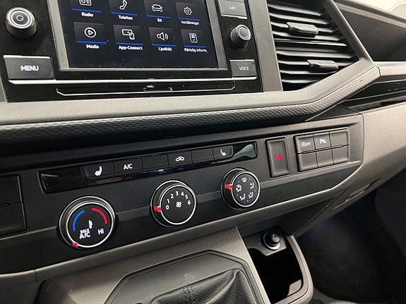 Volkswagen Transporter 25 of 30