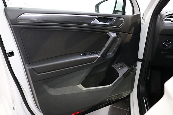 Volkswagen Tiguan Allspace 8 of 27